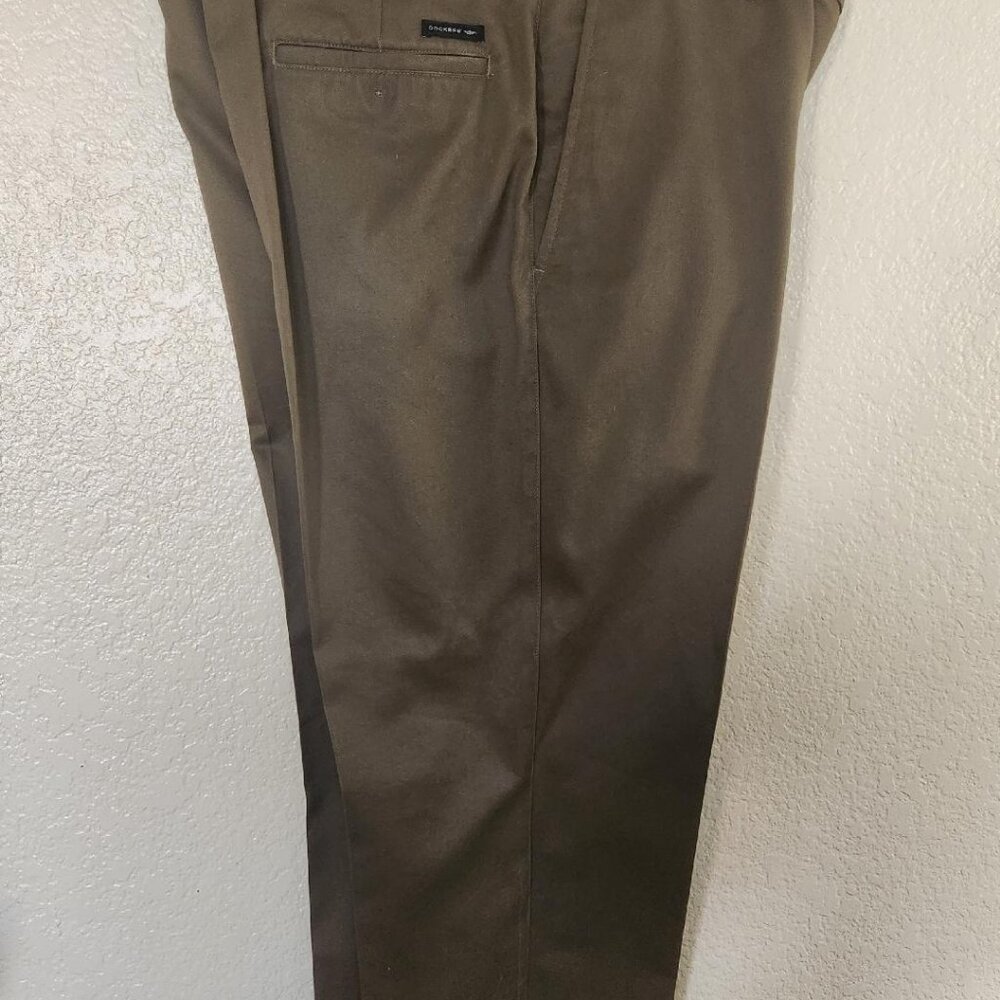 Dockers Signature Khaki Olive Green Dress Pants Size 36x30